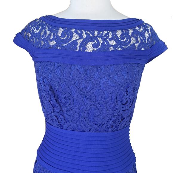 TADASHI SHOJI Blue Lace & Pintuck Bateau Neckline Sheath Dress Sz 10 Cocktail - Picture 6 of 11